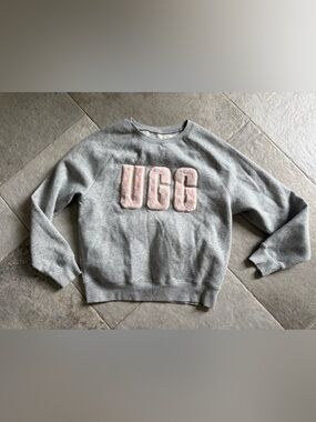 UGG Women's Gray Crewneck Sweatshirt with Pink Plush Logo